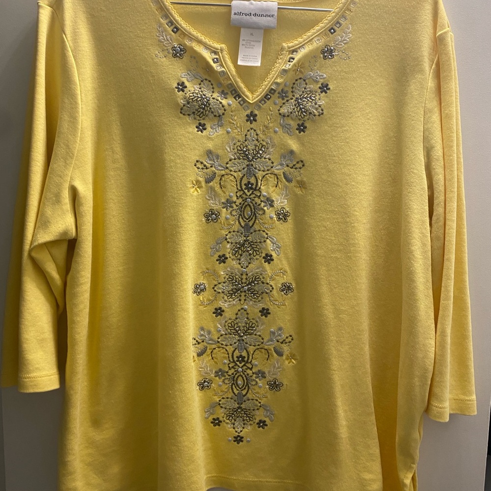 Alfred Dunner Yellow Embroidered Women's Top